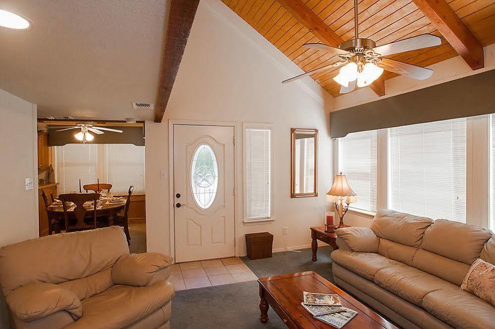 The Summit Vacation And Rv Resort New Braunfels Exterior photo