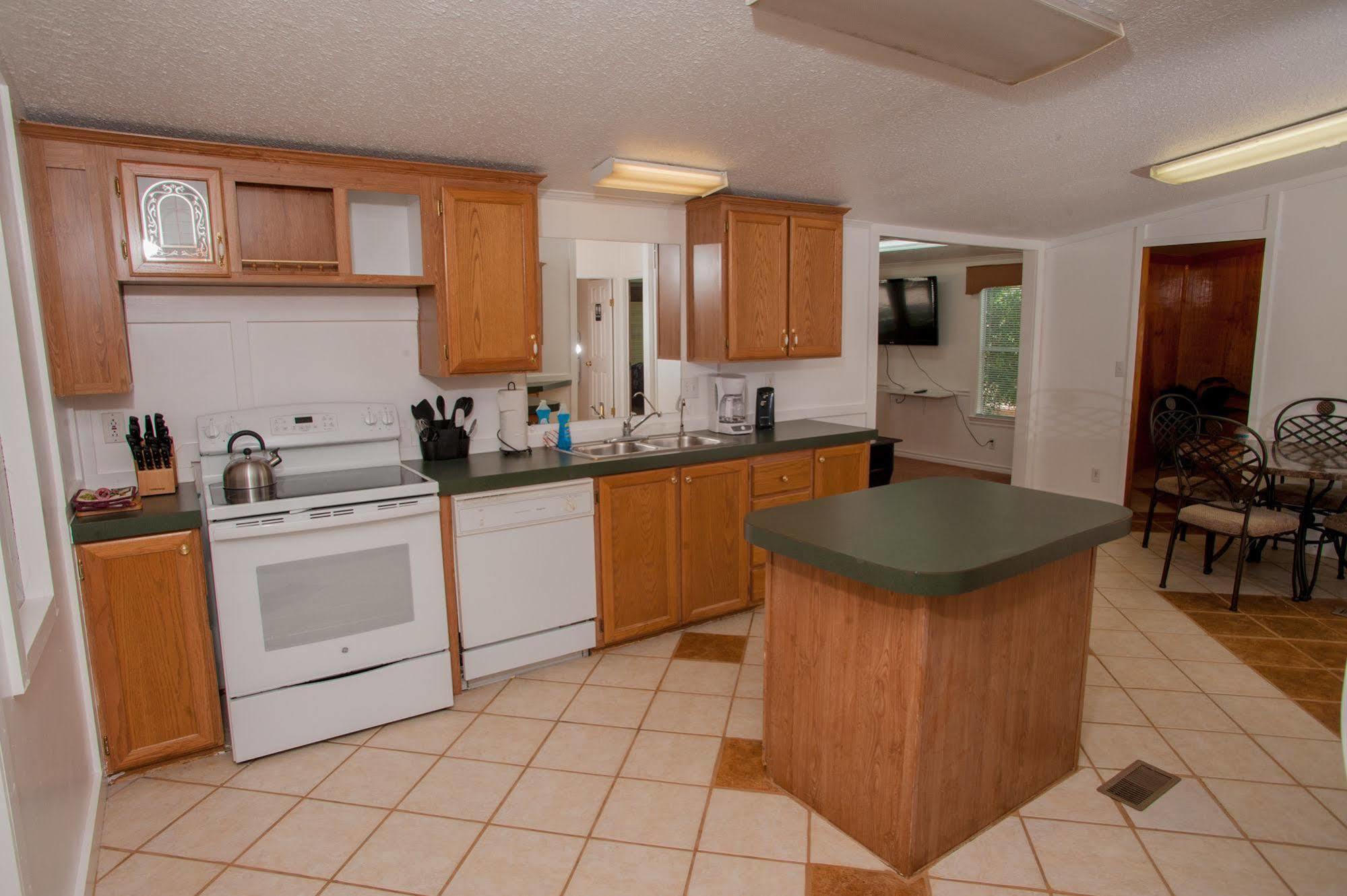 The Summit Vacation And Rv Resort New Braunfels Exterior photo
